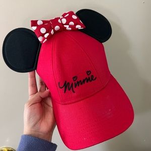 Minnie hat